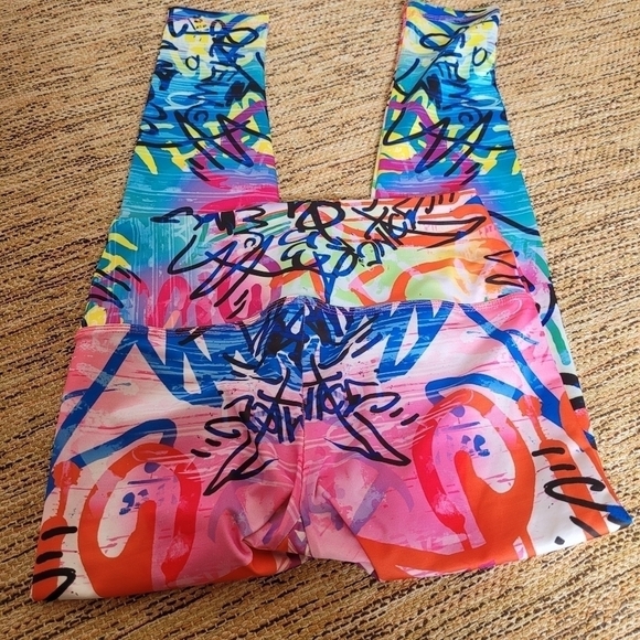 Om Shanti Clothing Graffitti Tights - Picture 8 of 10